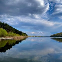 90002314 Клавкина Словно зеркало водная гладь пруда...